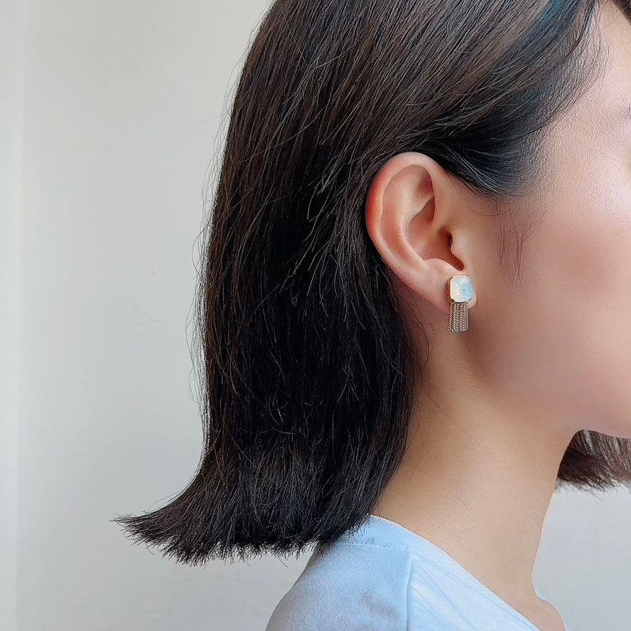 Square Stone Fringe Earring 【White & Gold】
