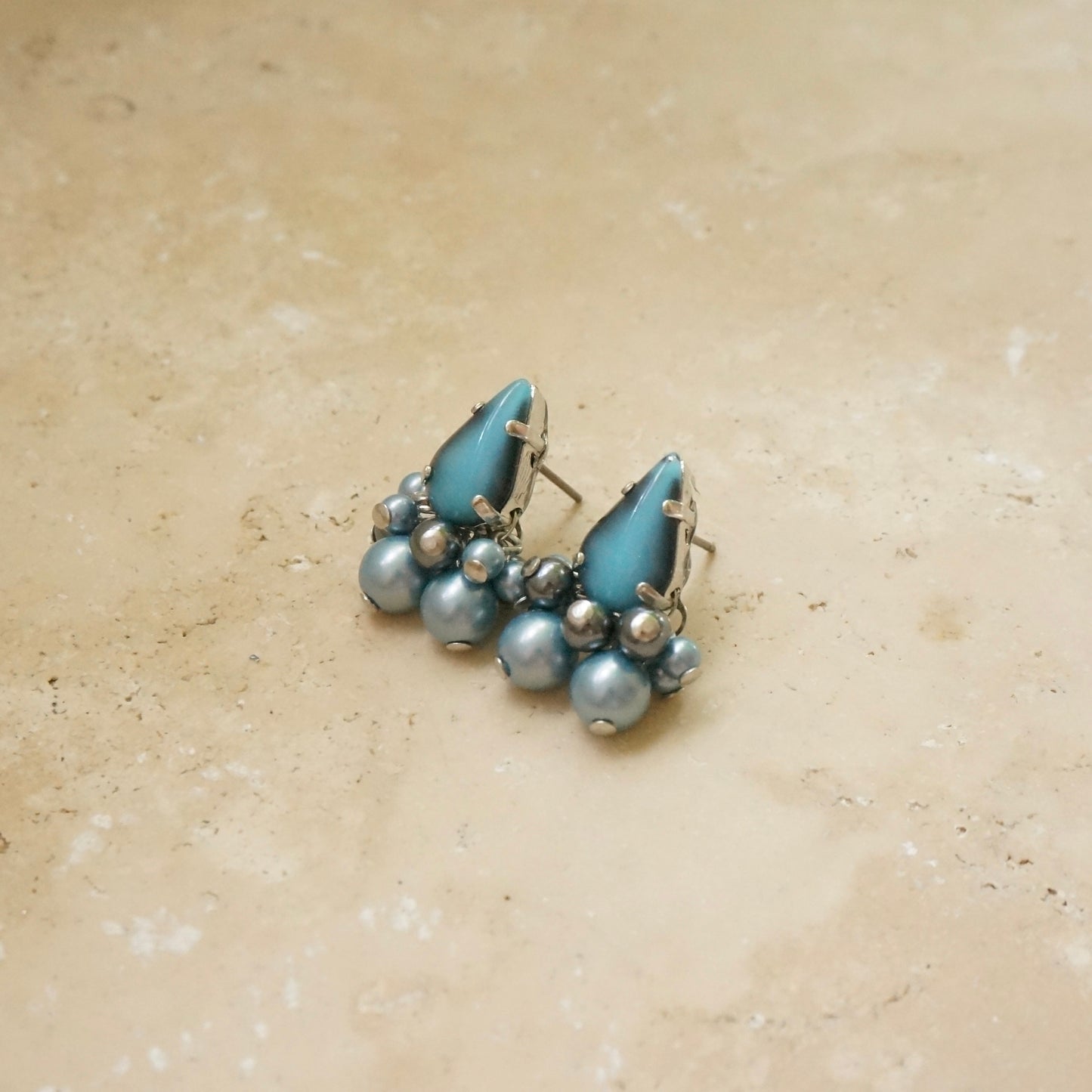 Pear Vintege Pearl Earring 【Blue & Black】