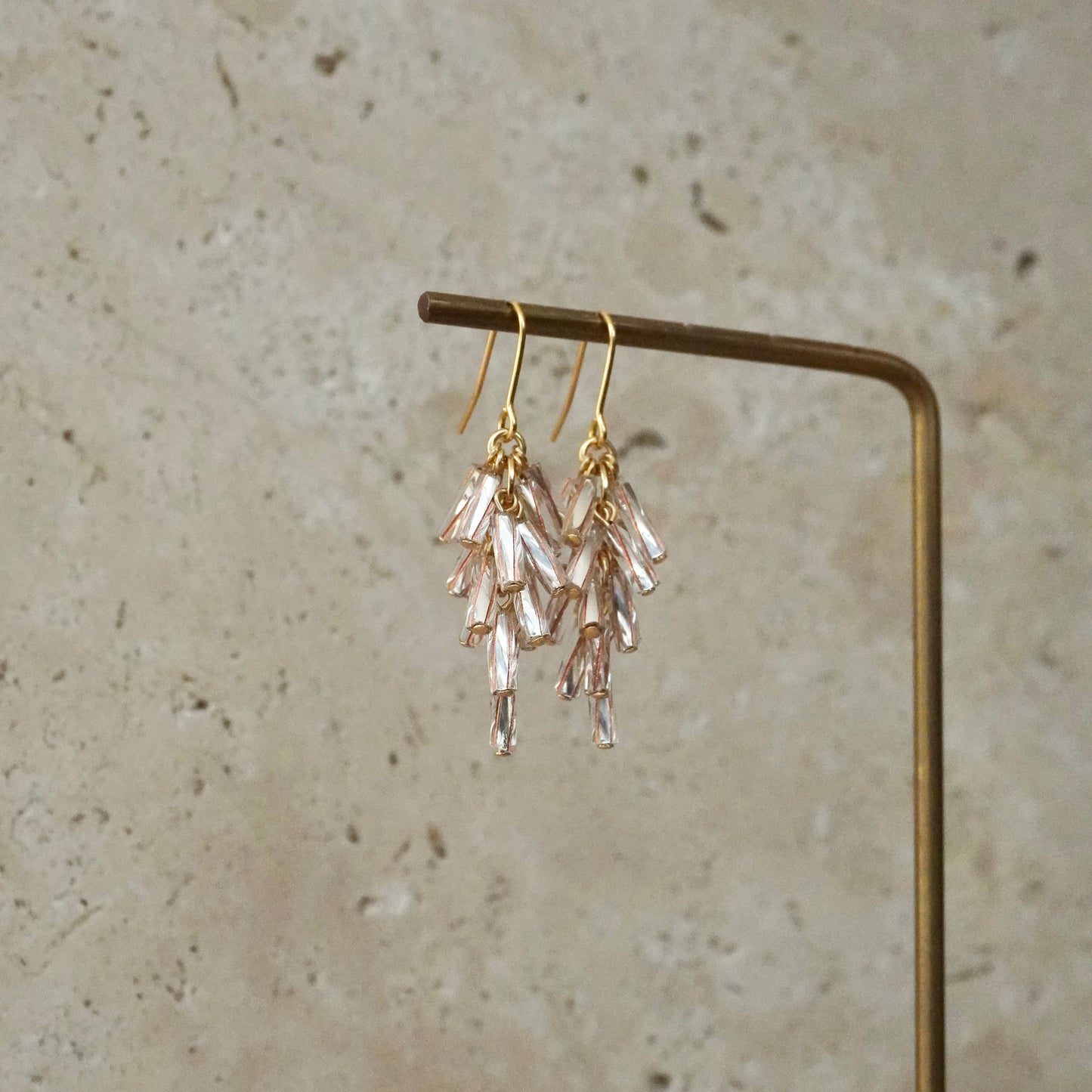 Swinging Vintage Beads Earring 【Clear & Bronze】