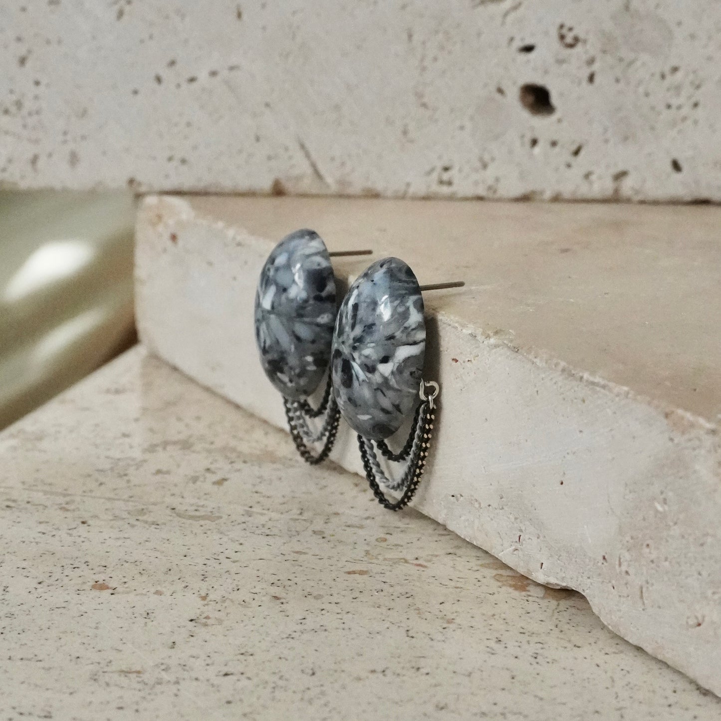 Italian Stone Chain Earring 【Black】