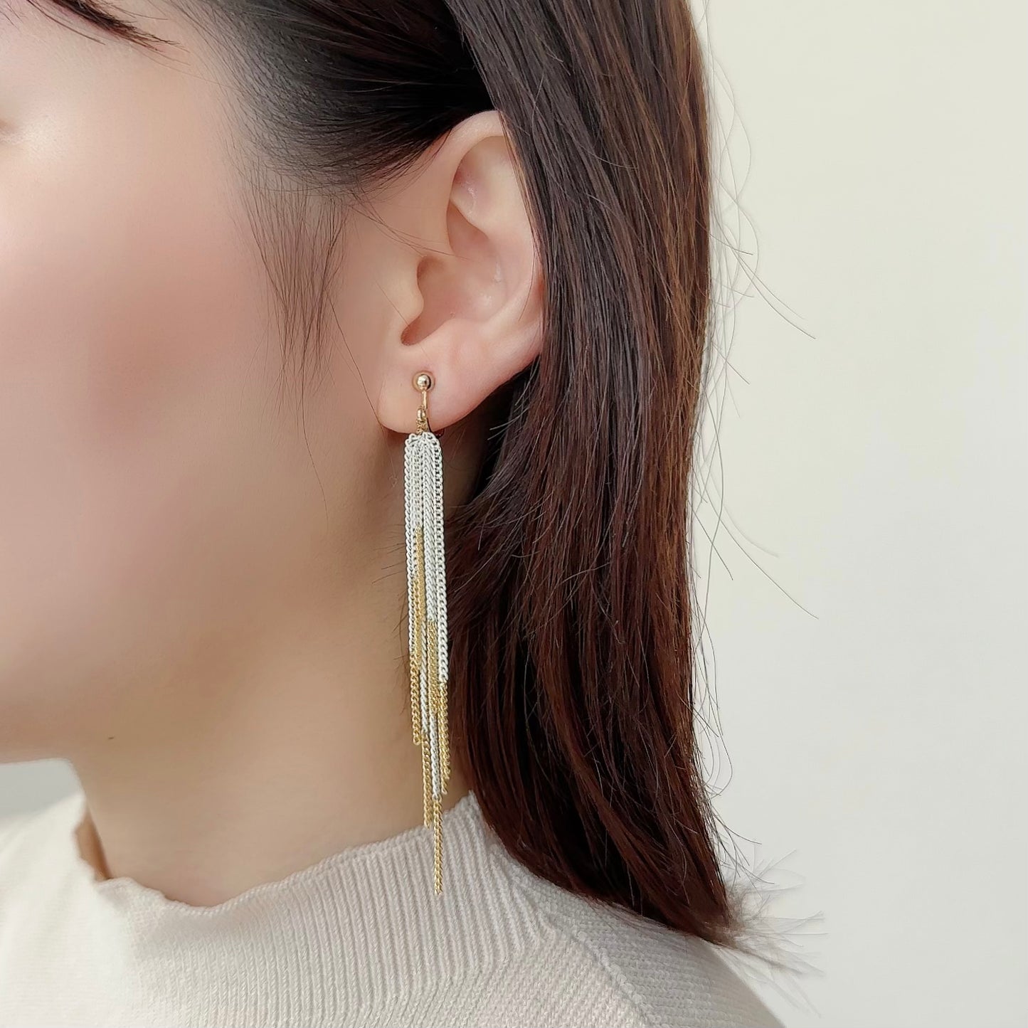 Bicolor Tassel Earring【White & Gold】