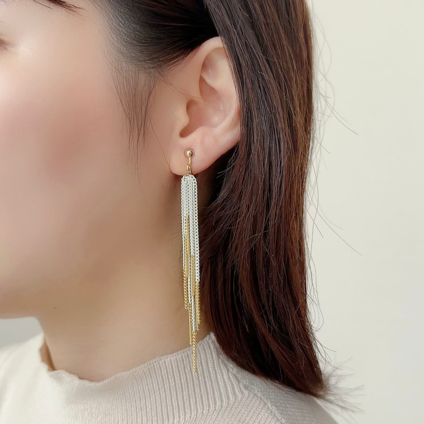 Bicolor Tassel Earring【White & Gold】