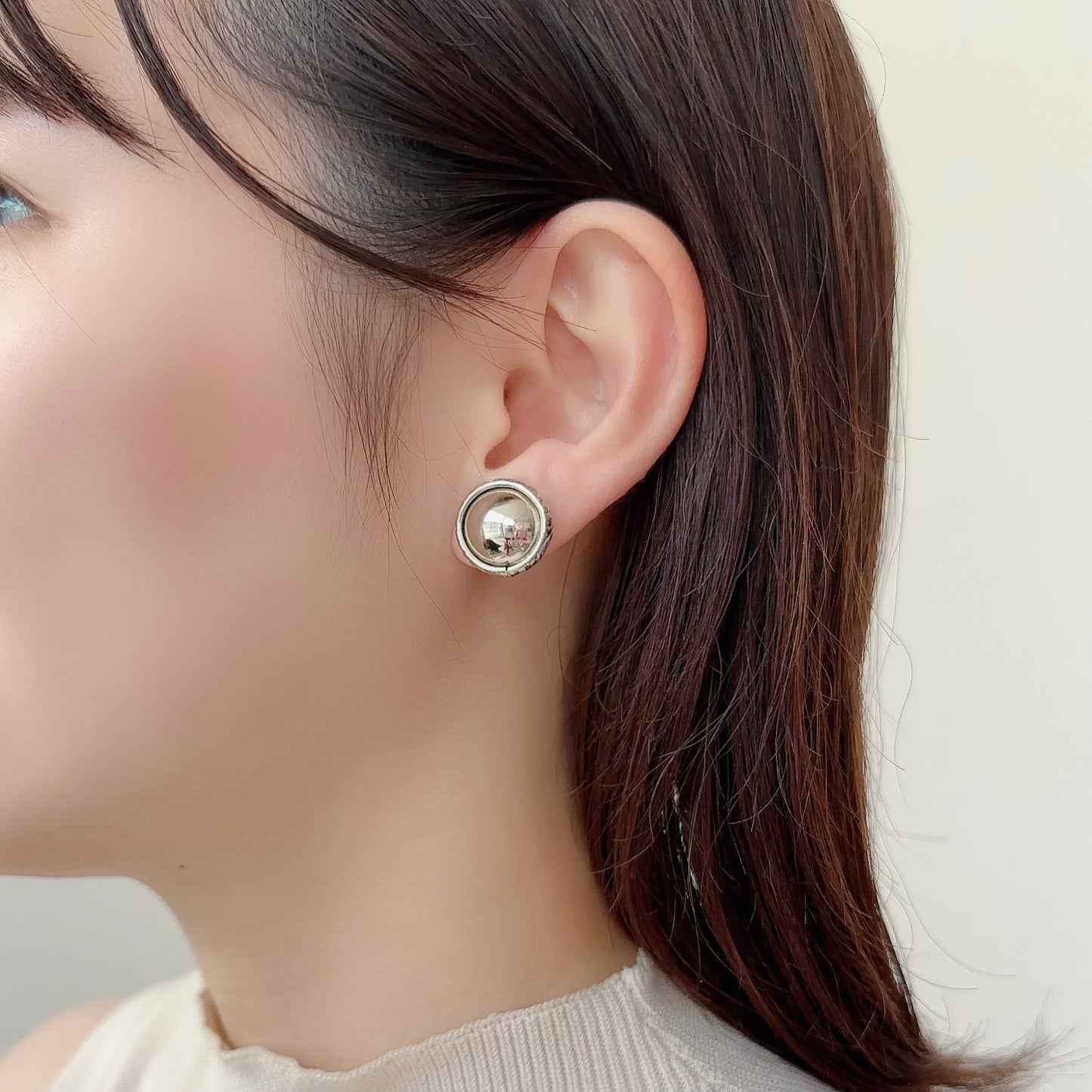 French Round Vintage Button Earring 【Silver】