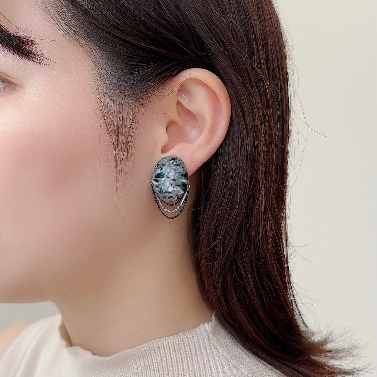 Italian Stone Chain Earring 【Black】