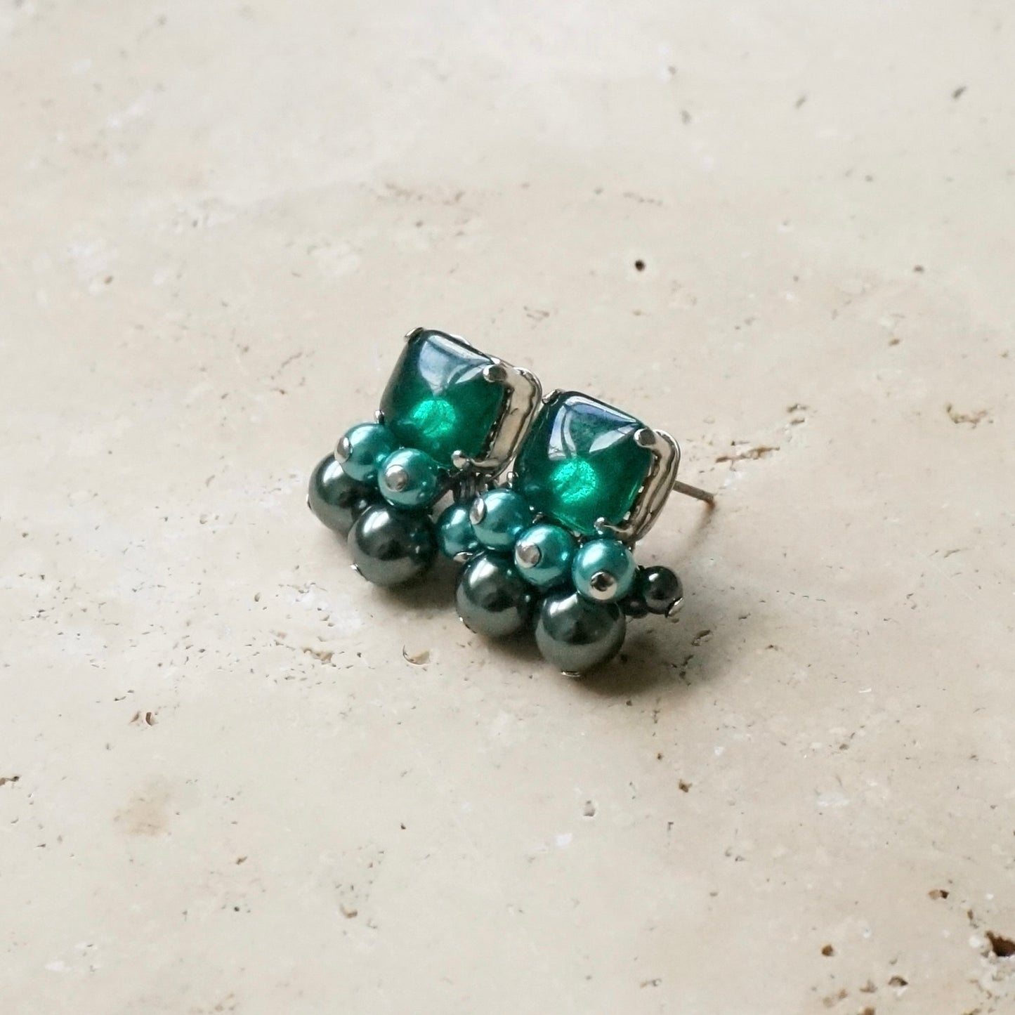 Square Stone Pearls Earring