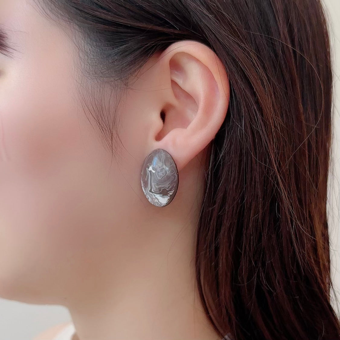 Italian Stone Earring【Grayish Dark Brown Marble】