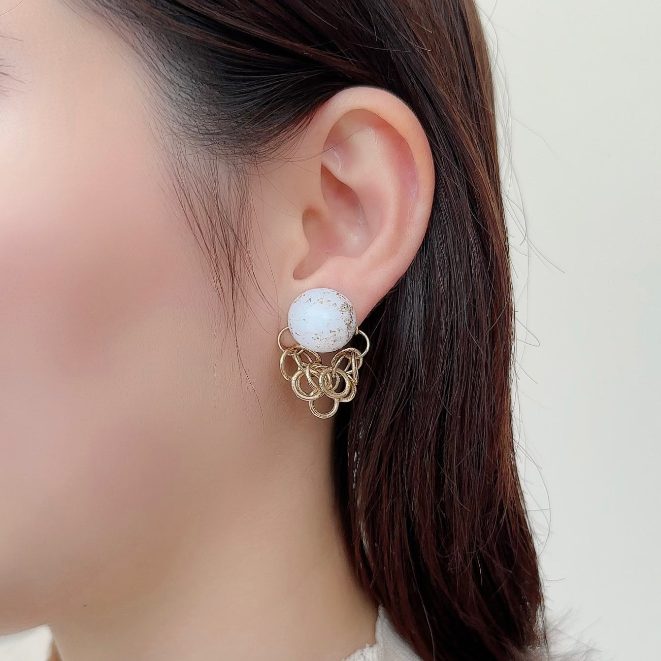 Bubble Chain Earring【White & Gold】